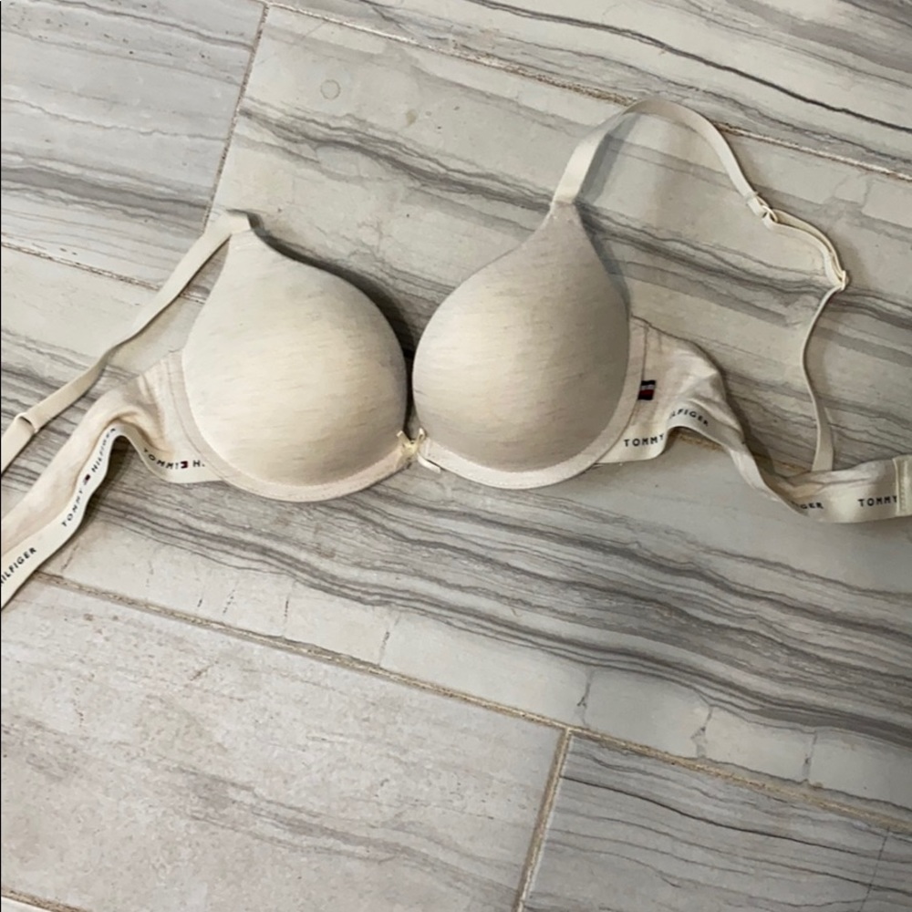 Push up cup bra